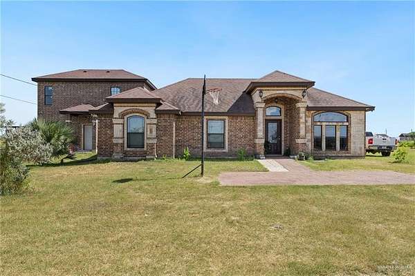 4.25 Acres of Residential Land with Home for Sale in Edcouch, Texas