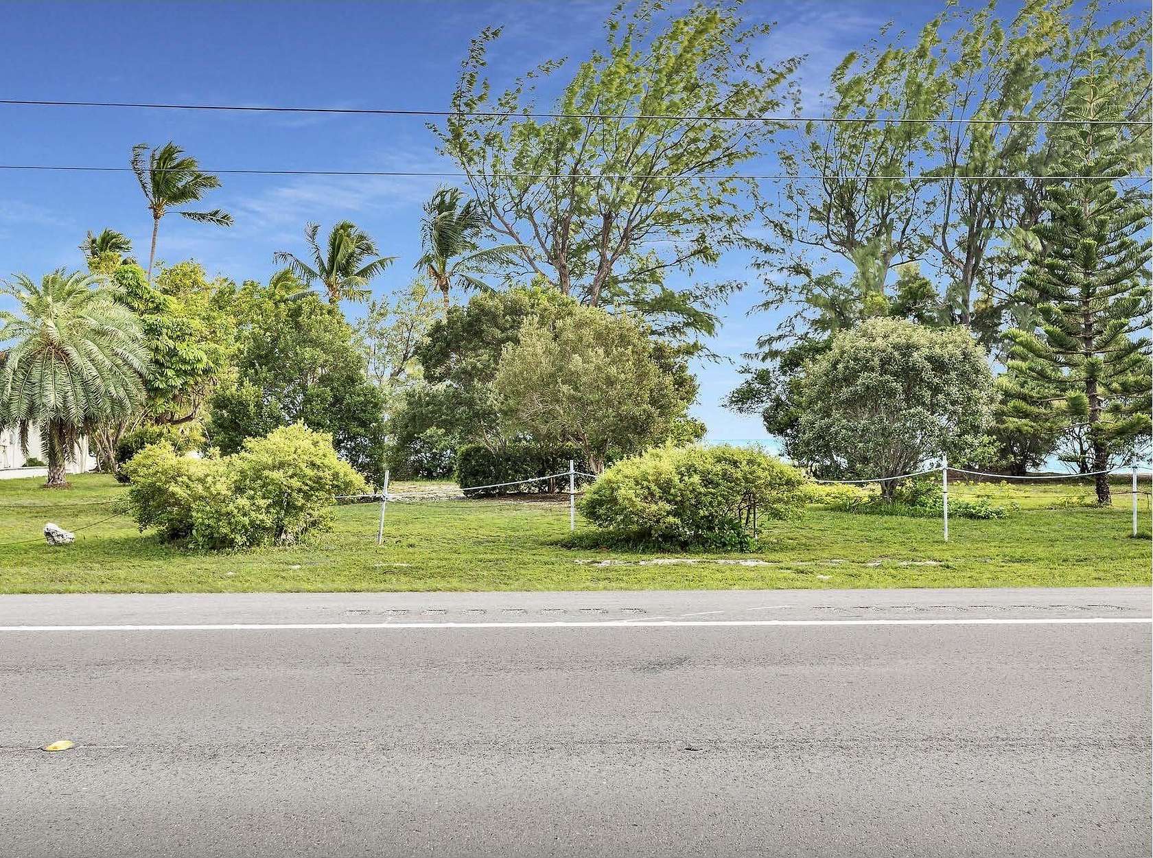 Residential Land for Sale in Lower Matecumbe Key, Florida