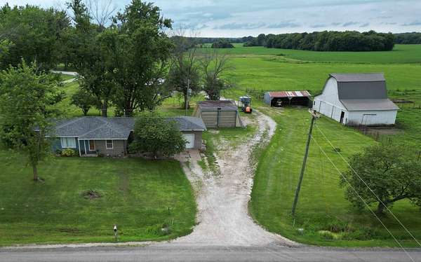 23 Acres of Agricultural Land with Home for Sale in Memphis, Missouri