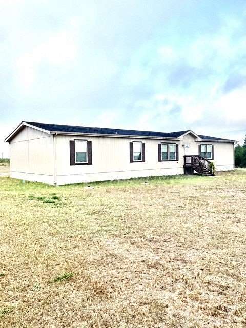 6.32 Acres of Residential Land with Home for Sale in Orange Grove, Texas