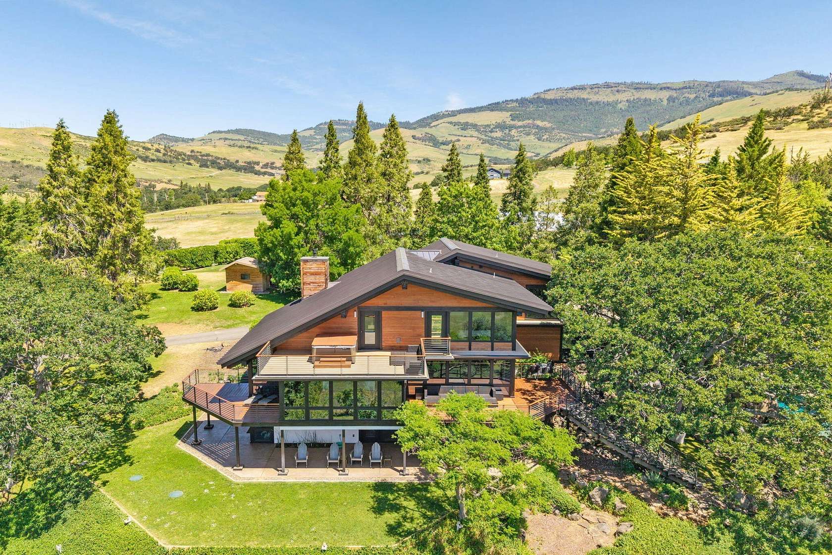 44 Acres of Agricultural Land with Home for Sale in Ashland, Oregon