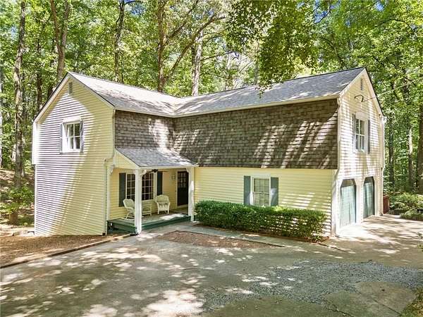 3.53 Acres of Residential Land with Home for Sale in Canton, Georgia