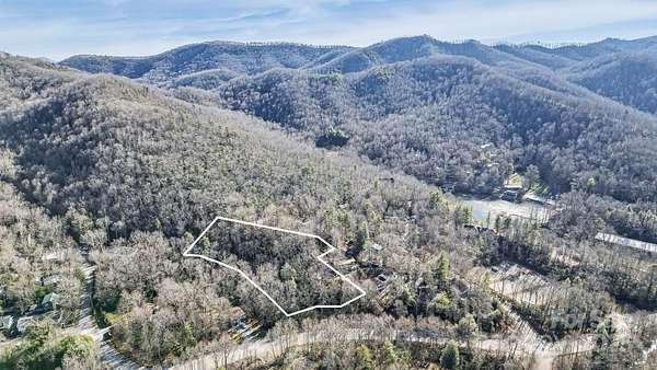 1.76 Acres of Residential Land for Sale in Black Mountain, North Carolina
