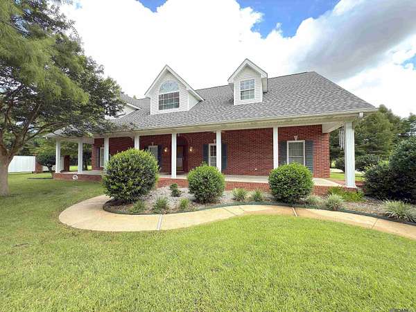 3.52 Acres of Residential Land with Home for Sale in Hammond, Louisiana