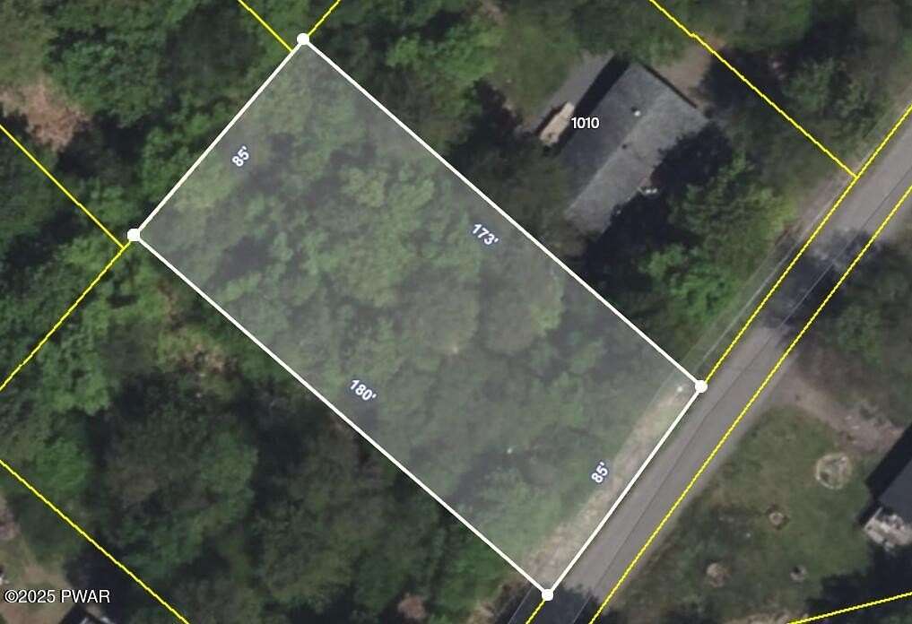 0.29 Acres of Residential Land for Sale in Gouldsboro, Pennsylvania