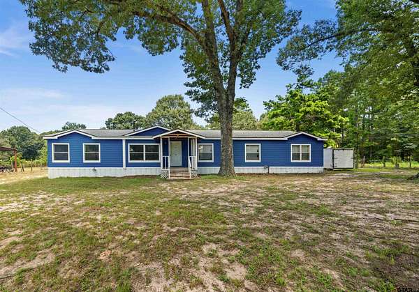 2.22 Acres of Residential Land with Home for Sale in Tyler, Texas