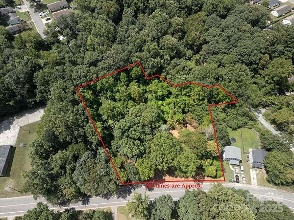 1.25 Acres of Residential Land for Sale in Charlotte, North Carolina