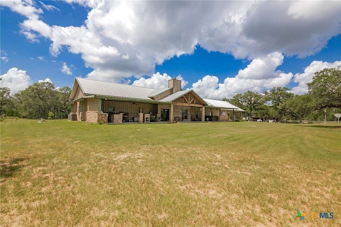 193 Acres of Land with Home for Sale in Hallettsville, Texas