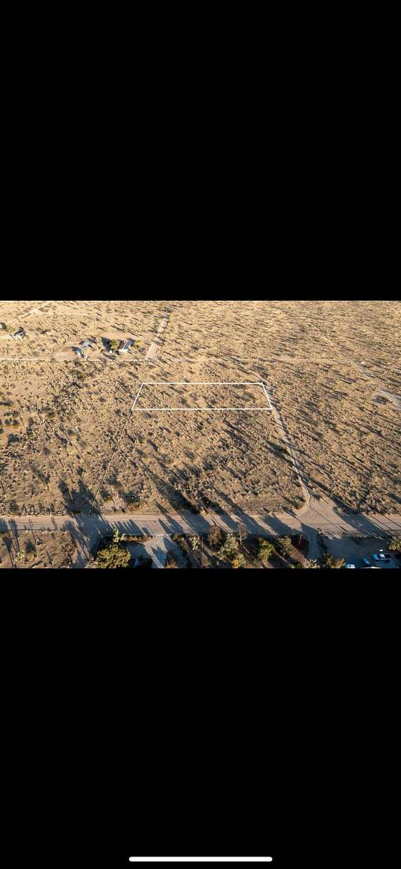 1.25 Acres of Residential Land for Sale in Yucca Valley, California