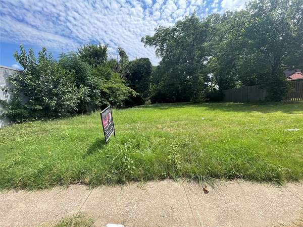 0.25 Acres of Commercial Land for Sale in Dallas, Texas