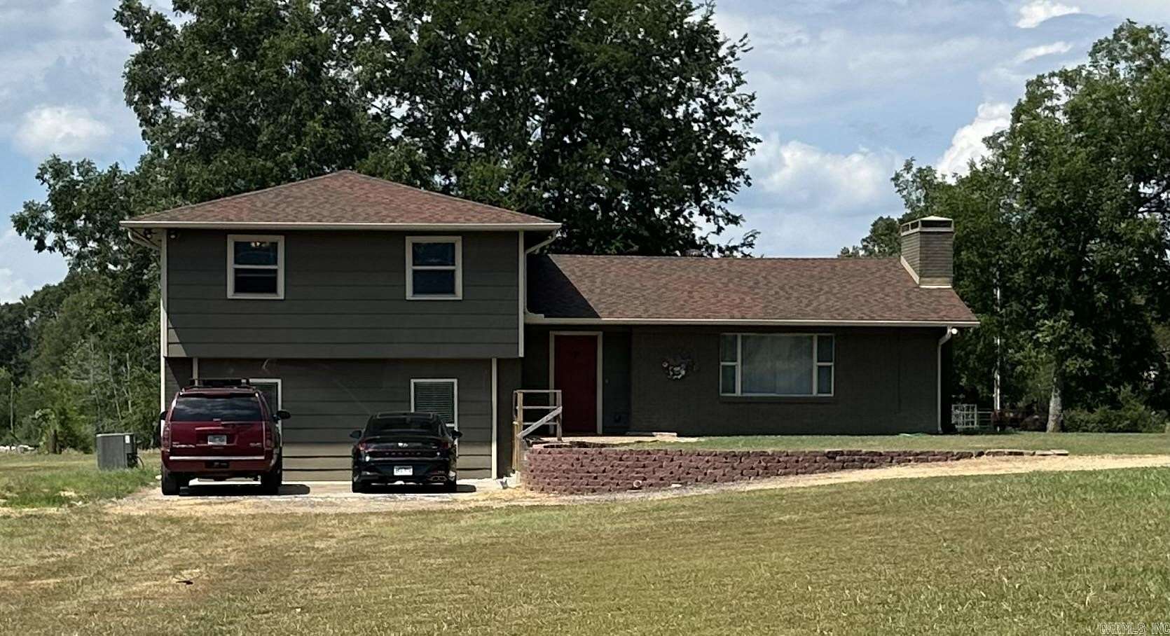 3 Acres of Residential Land with Home for Sale in Austin, Arkansas