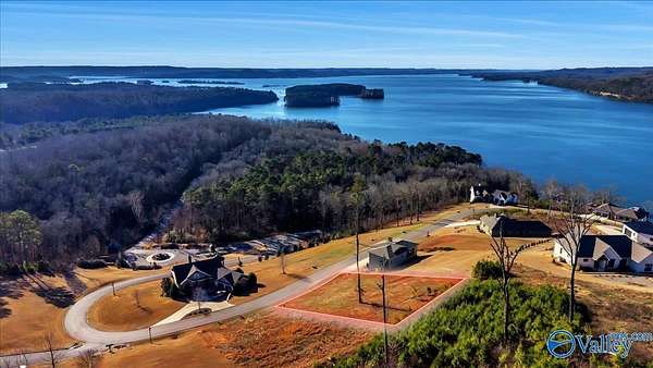 0.36 Acres of Land for Sale in Guntersville, Alabama