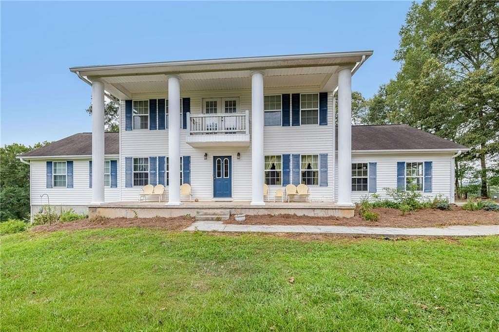 2 Acres of Residential Land with Home for Sale in Alto, Georgia