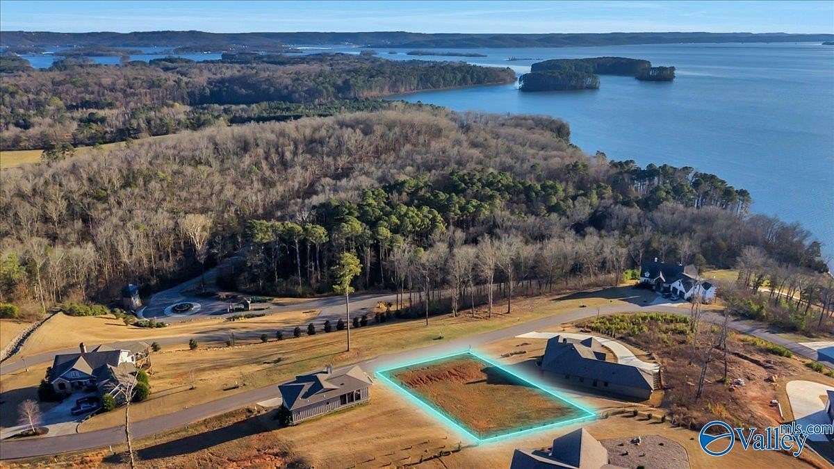 0.35 Acres of Land for Sale in Guntersville, Alabama