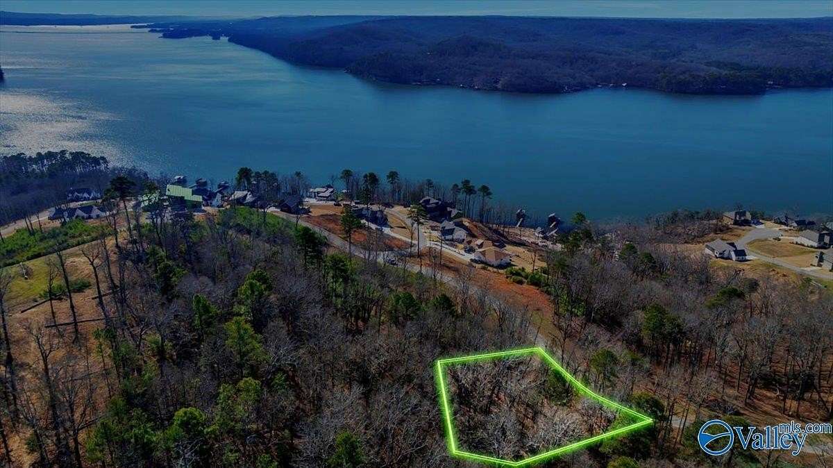 1 Acre of Land for Sale in Guntersville, Alabama