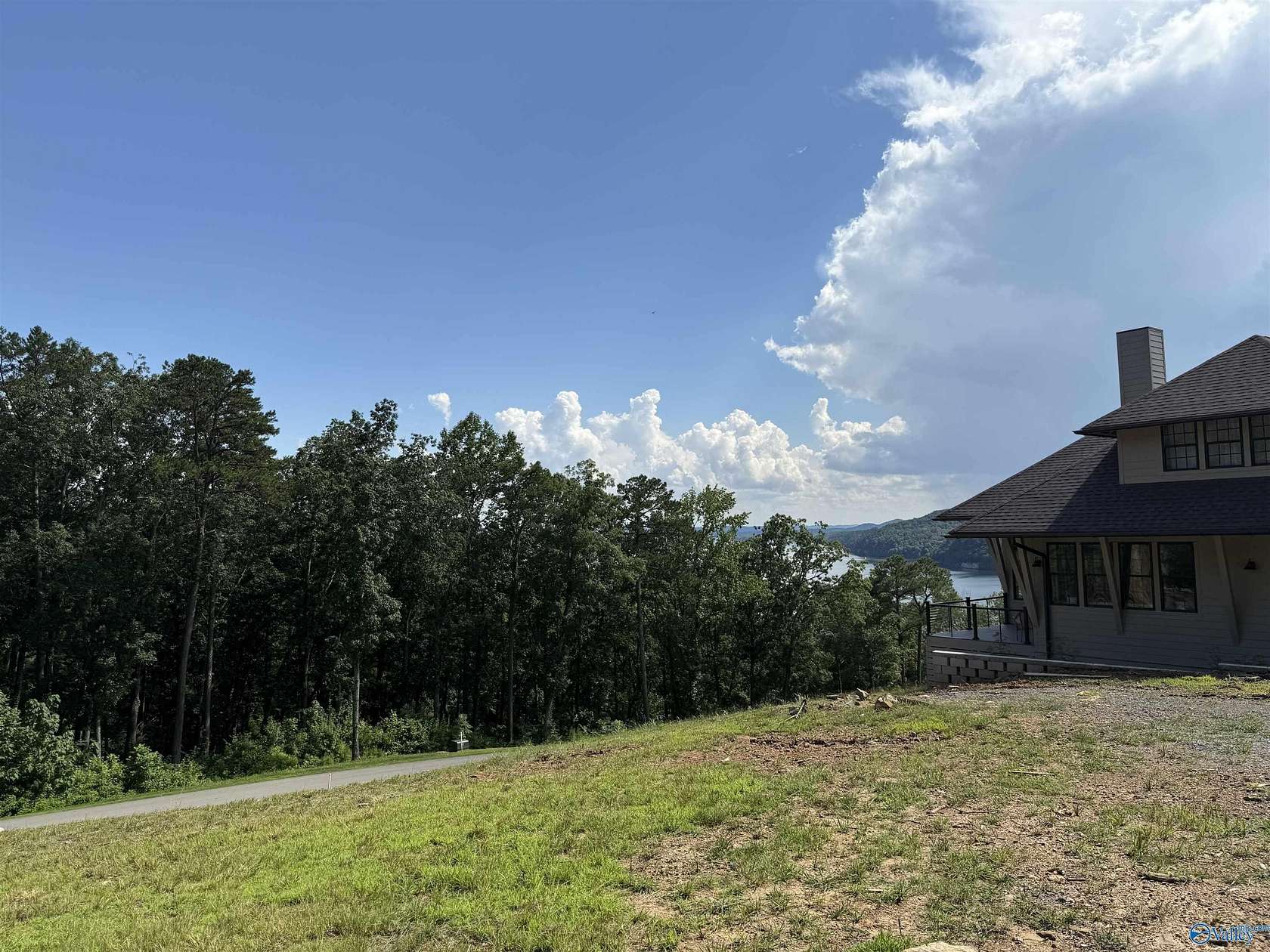 0.42 Acres of Land for Sale in Guntersville, Alabama