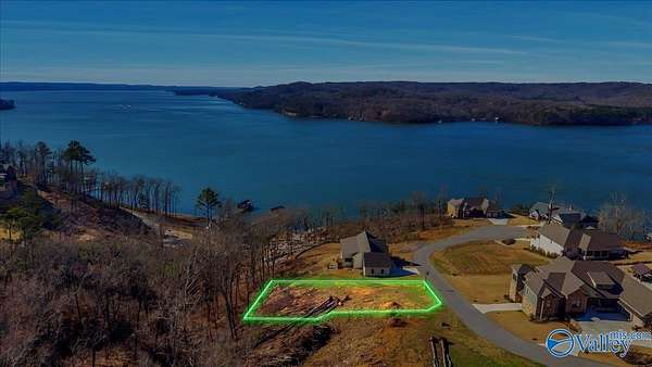 0.74 Acres of Land for Sale in Guntersville, Alabama