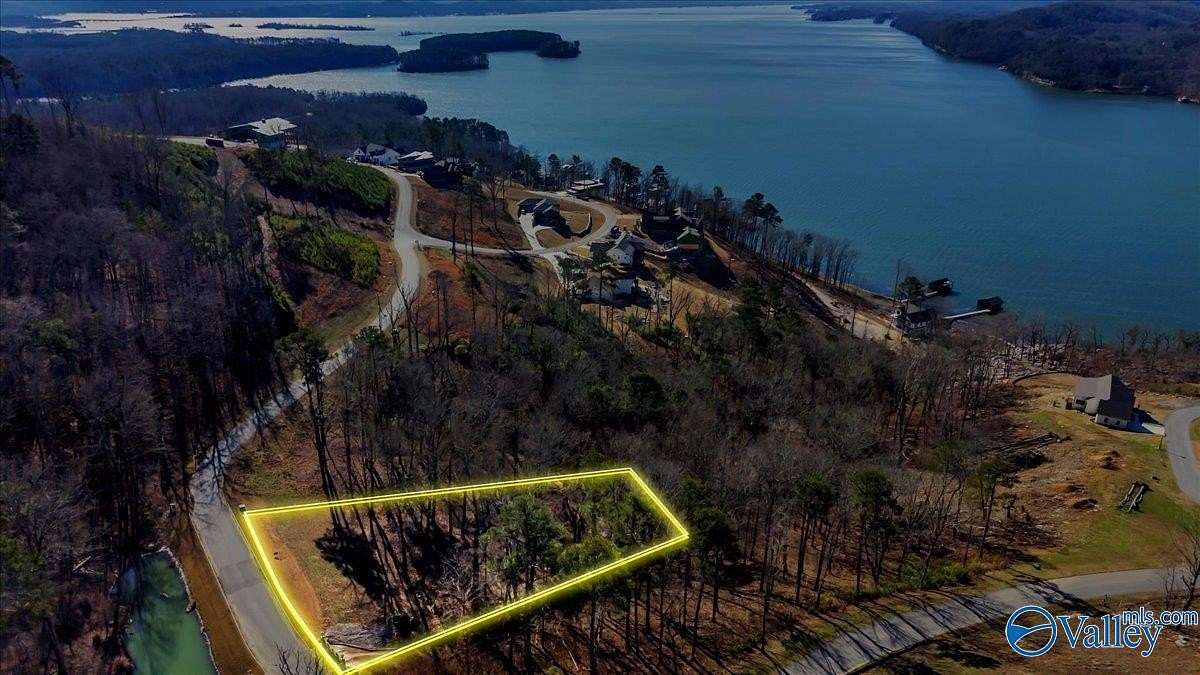 0.85 Acres of Land for Sale in Guntersville, Alabama