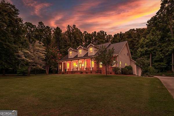 6.38 Acres of Residential Land with Home for Sale in Hampton, Georgia