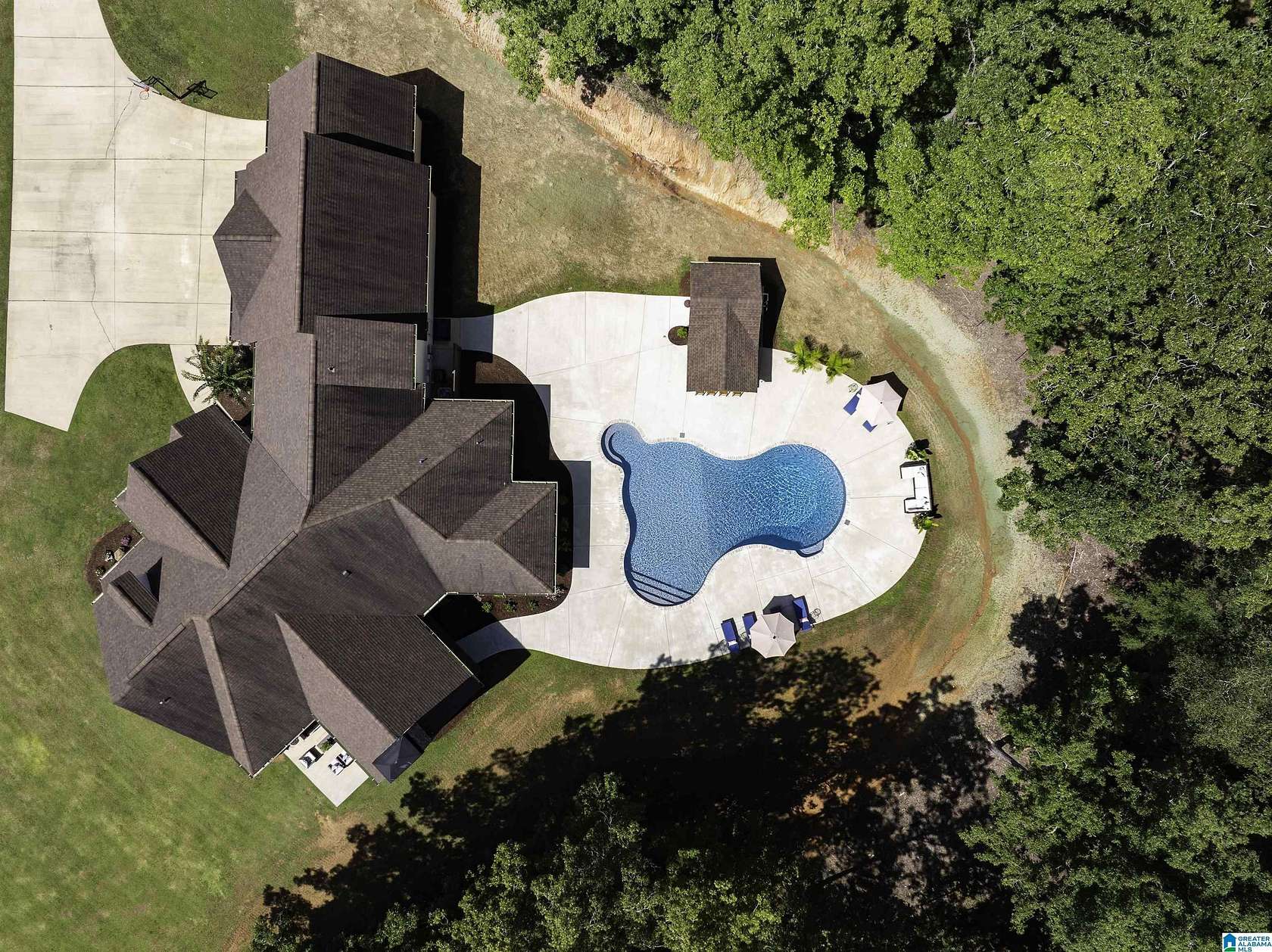 20 Acres of Recreational Land with Home for Sale in Helena, Alabama