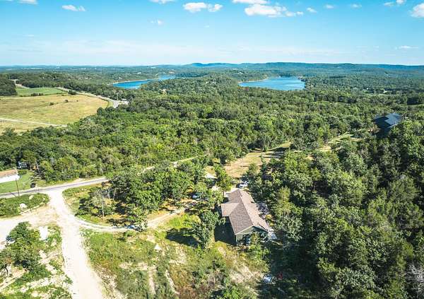 1.68 Acres of Residential Land with Home for Sale in Eagle Rock, Missouri