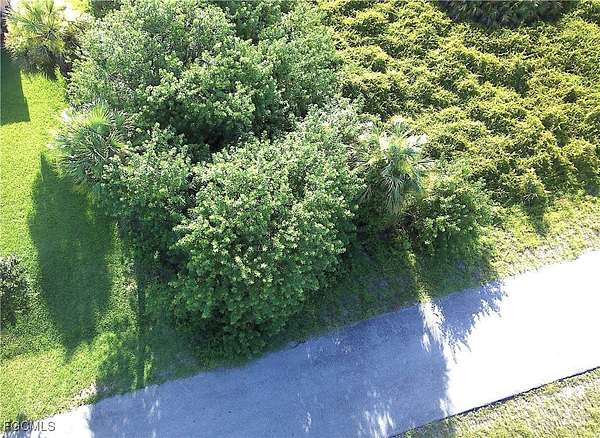 0.5 Acres of Residential Land for Sale in Lehigh Acres, Florida