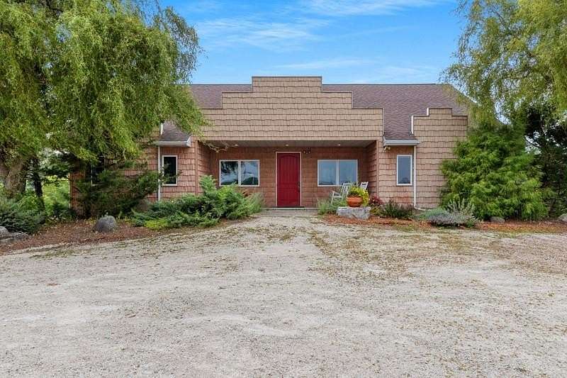 1.85 Acres of Improved Commercial Land for Sale in Sturgeon Bay, Wisconsin