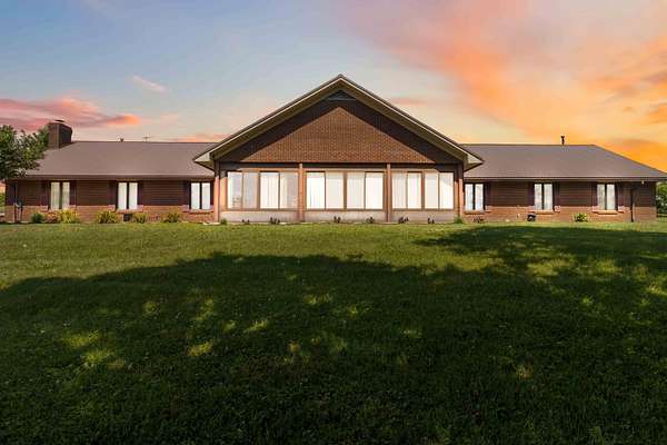 6.62 Acres of Residential Land with Home for Sale in Richmond, Kentucky