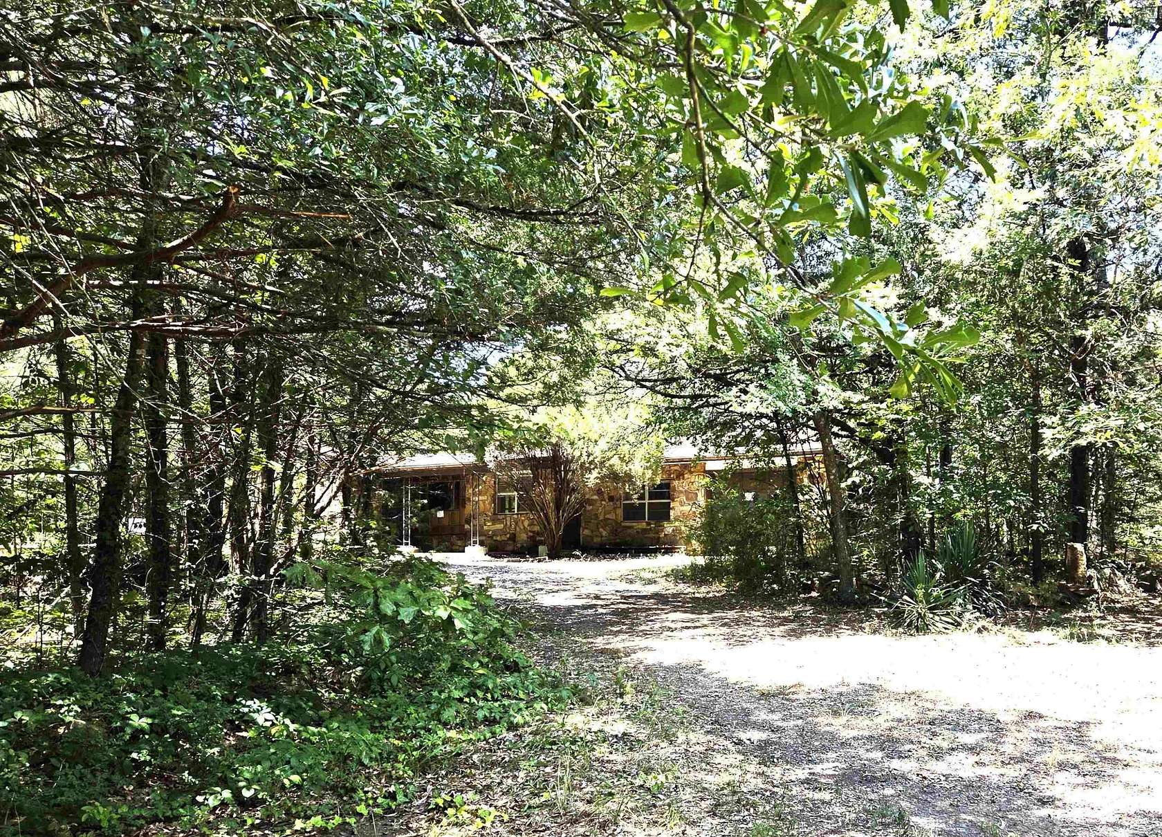 2.85 Acres of Residential Land with Home for Sale in Mena, Arkansas