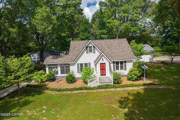 11.5 Acres of Land with Home for Sale in Alamo, Tennessee