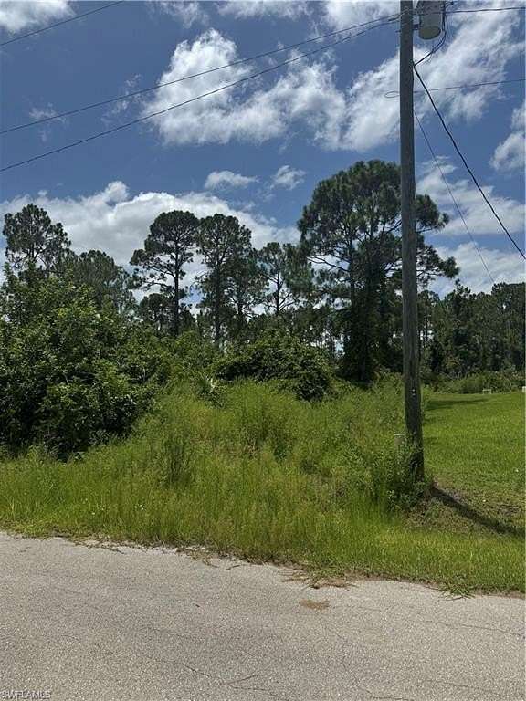 0.25 Acres of Residential Land for Sale in Lehigh Acres, Florida