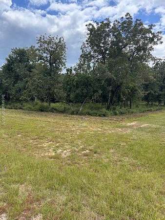 0.88 Acres of Residential Land for Sale in Hilltop Lakes, Texas