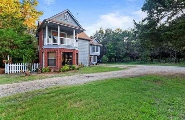 7 Acres of Residential Land with Home for Lease in McKinney, Texas