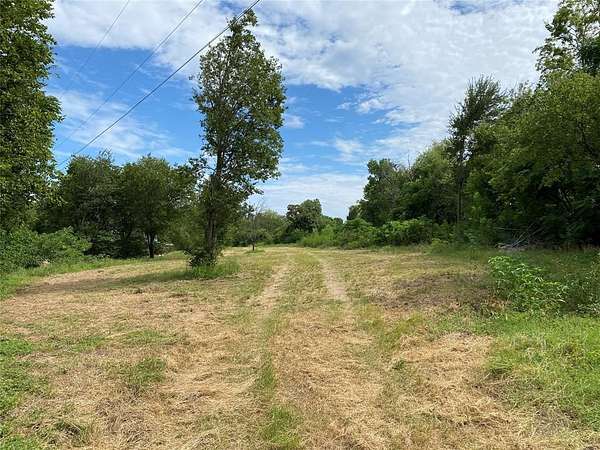 12.3 Acres of Recreational Land for Sale in Bellmead, Texas