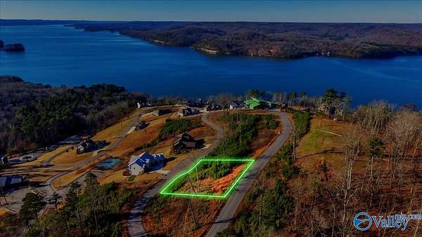 0.71 Acres of Land for Sale in Guntersville, Alabama