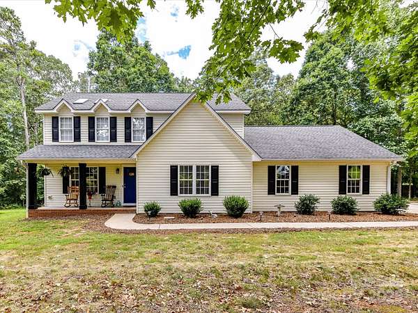 3.9 Acres of Residential Land with Home for Sale in Lincolnton, North Carolina