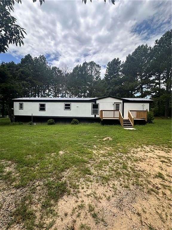 4.68 Acres of Residential Land with Home for Sale in Elberton, Georgia
