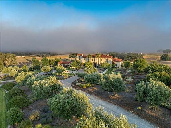 108 Acres of Agricultural Land with Home for Sale in Templeton, California