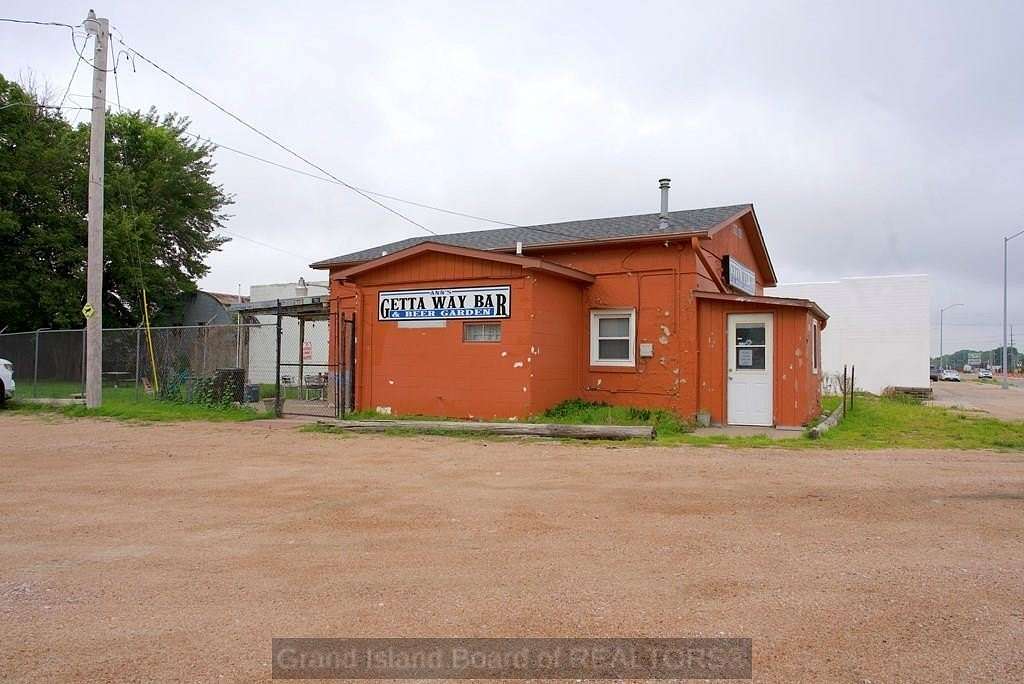 1.65 Acres of Improved Commercial Land for Sale in Grand Island, Nebraska