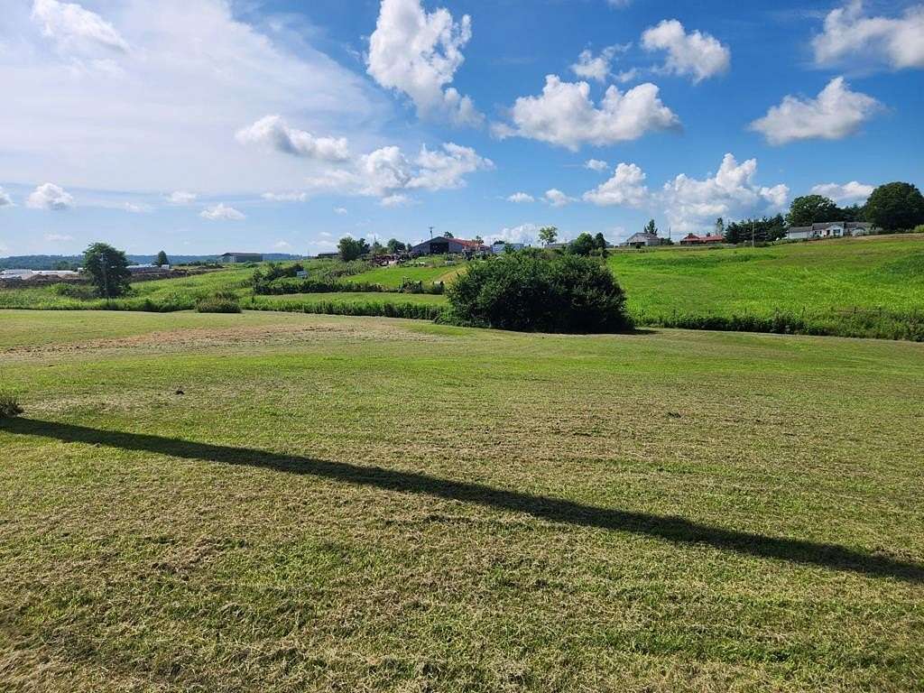 2.46 Acres of Residential Land for Sale in Flemingsburg, Kentucky