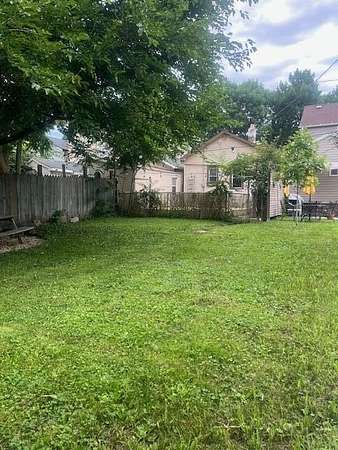 0.04 Acres of Residential Land for Sale in Milwaukee, Wisconsin