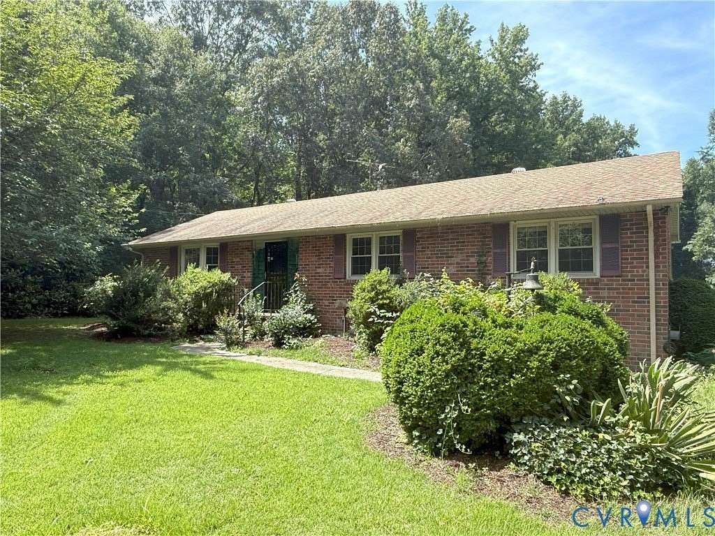 2 Acres of Residential Land with Home for Sale in Prince George, Virginia