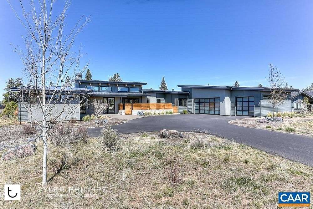 6.19 Acres of Residential Land with Home for Sale in Charlottesville, Virginia