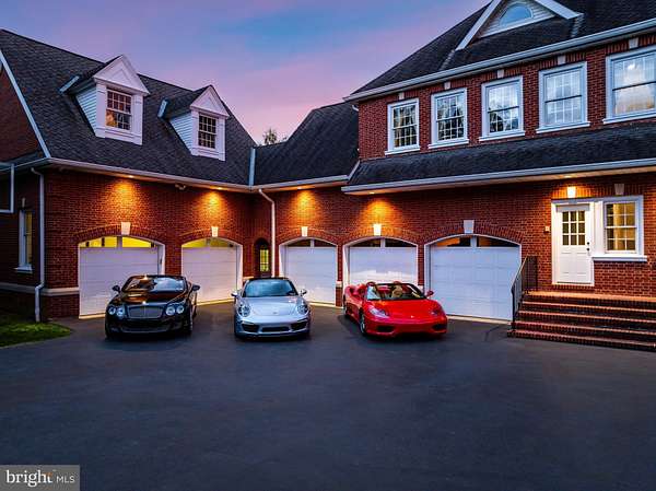 2.1 Acres of Residential Land with Home for Sale in Blue Bell, Pennsylvania