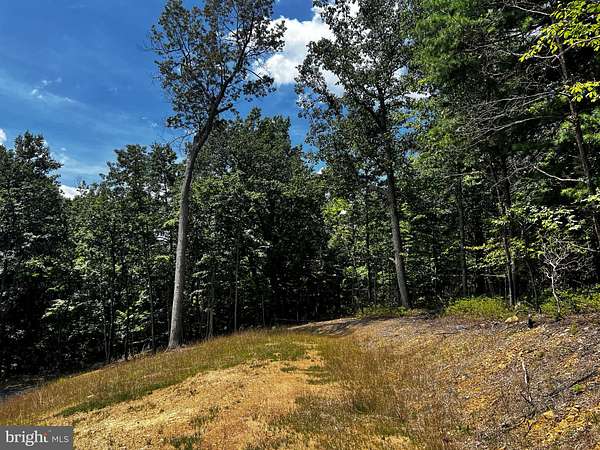 1.33 Acres of Residential Land for Sale in Front Royal, Virginia