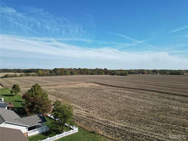 10 Acres of Land for Sale in Millstadt, Illinois
