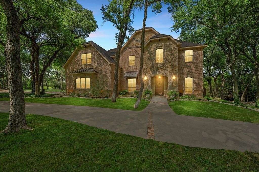 2 Acres of Residential Land with Home for Sale in Bruceville, Texas