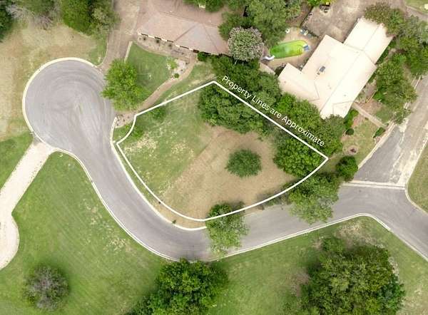 0.3 Acres of Residential Land for Sale in Woodway, Texas