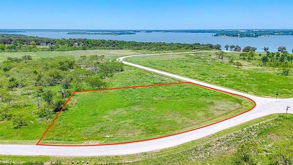 1.14 Acres of Residential Land for Sale in Corsicana, Texas