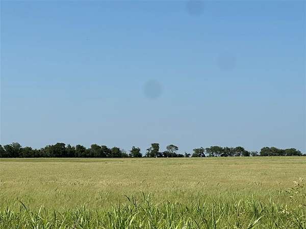 18 Acres of Land for Sale in Tioga, Texas
